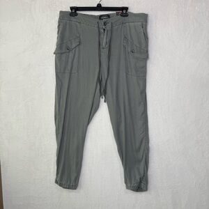TORRID Women’s Size 16 Gray Tencel Cargo Crop  Plus New NWT Drawstring